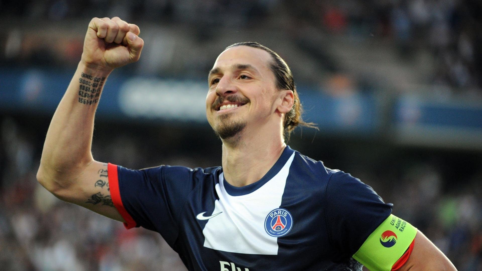 开云体育网址-本泽马助攻+C罗破门配合默契，本泽马 c罗