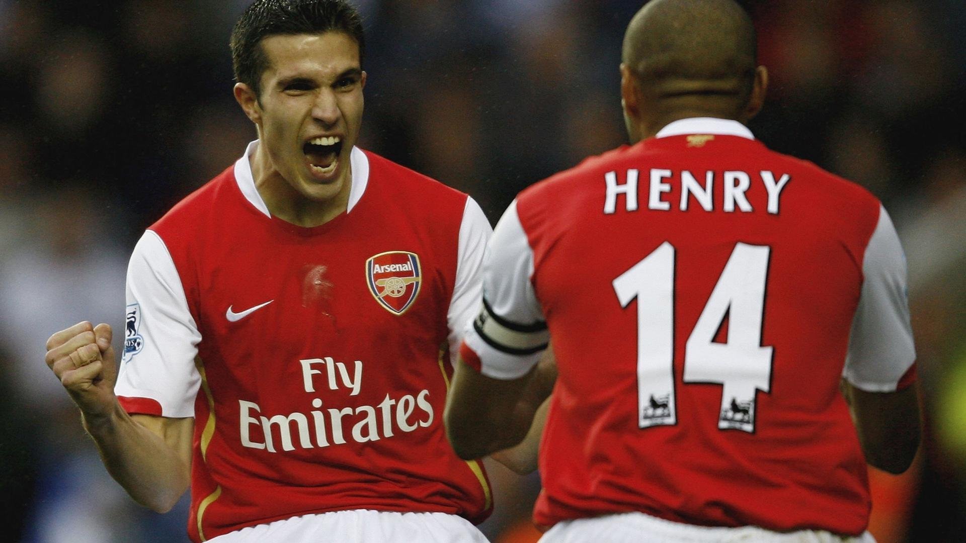 诺里奇城门将表现出色，黄蜂军团防线稳固，美国诺里奇