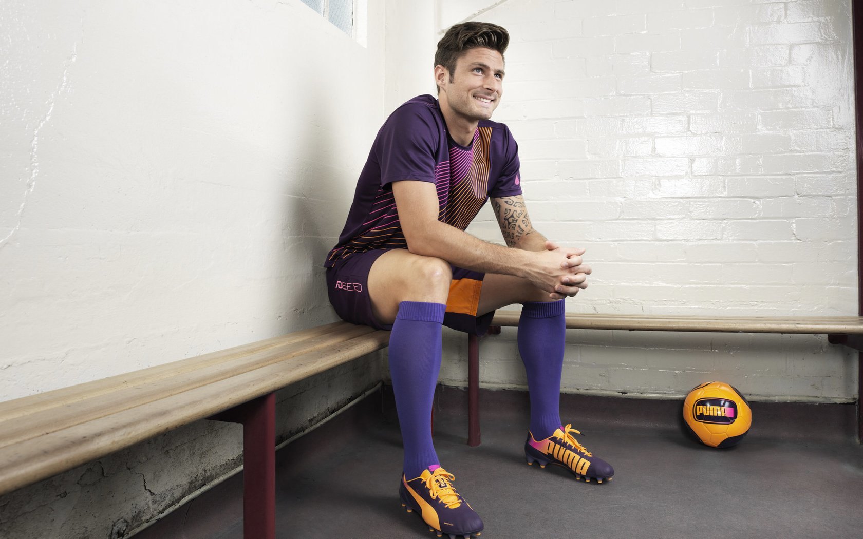 阿森纳-小胜拜仁，努力拼抢保持实力提升露锋芒，阿森纳小球迷